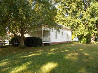 757 N Jackson St, Bushnell, IL 61422