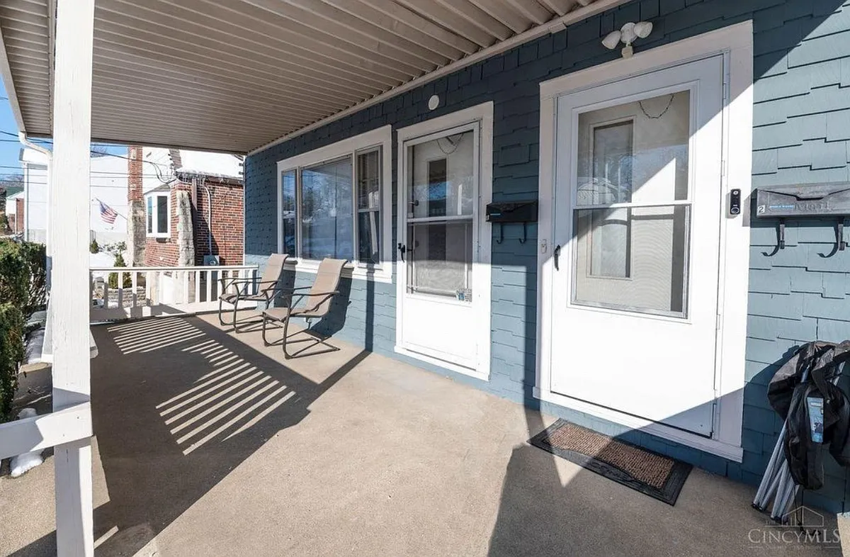 Building Photo - 3652 Brotherton Rd #1