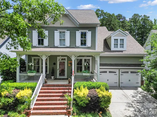 905 Stratford Run Dr, Fort Mill, SC 29708