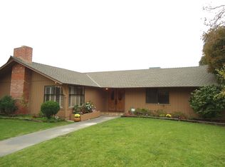 12641 Silver Fox Rd, Los Alamitos, CA 90720