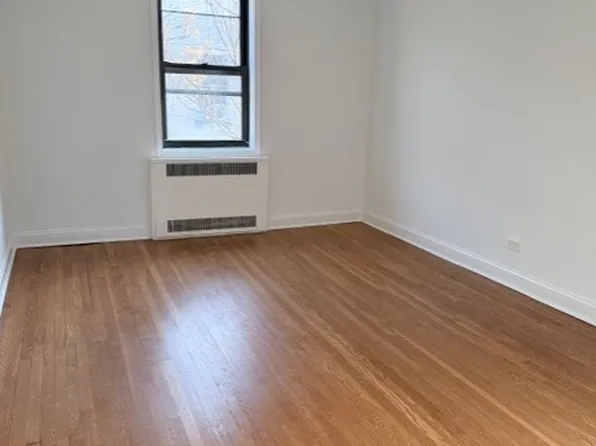 221 East 18th Street image 4 of 5