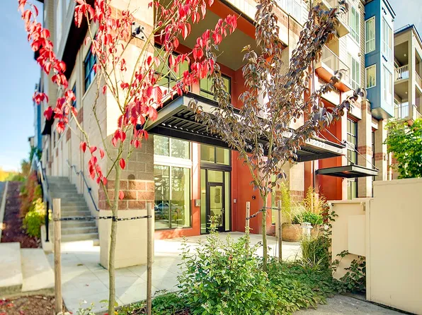 2222 152nd Ave NE APT 313, Redmond, WA 98052