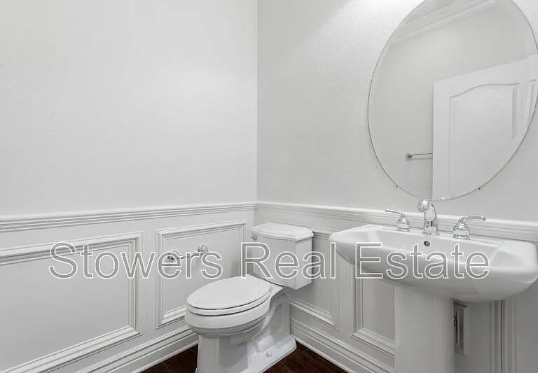 145 Bryant Ct — Photo 16