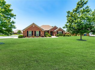 3401 NW Park Hill Blvd, Centerton, AR 72712