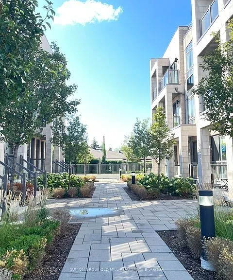 721 Lawrence Ave W #71 — Photo 2