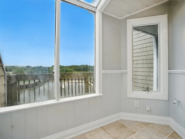 100 Pinewood Rd #128 — Photo 46