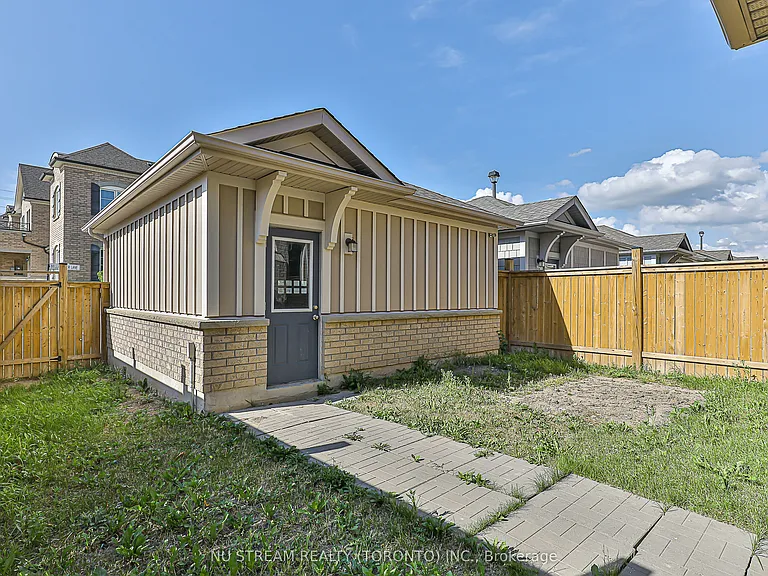 194 Paradelle Dr — Photo 49