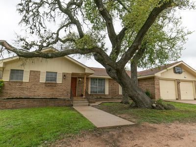 1305 Buchanan Drive, Burnet, TX, 78611