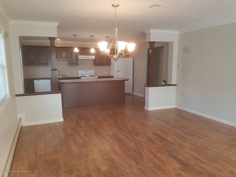 229 Torrey Pines Dr — Photo 6