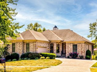 3322 Indian Lake Dr, Louisville, KY 40241