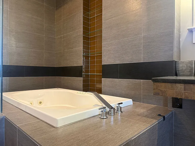 508 S Main St #3 — Photo 10