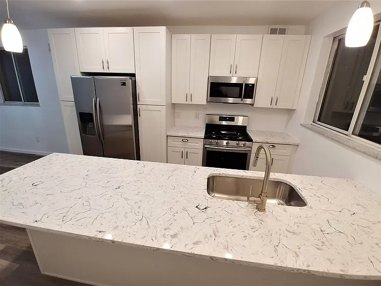 491 Norton Street — Photo 1
