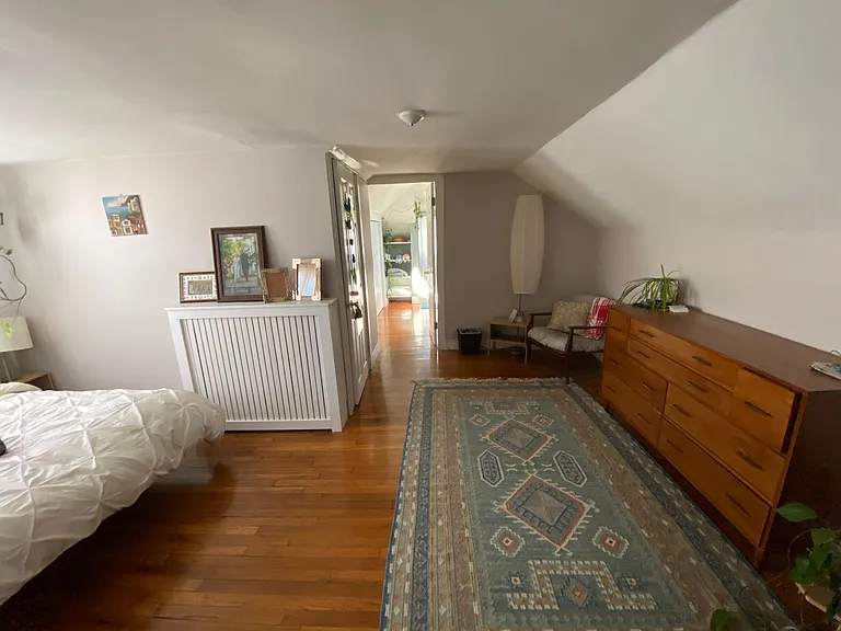 Bedroom 3, Floor 3