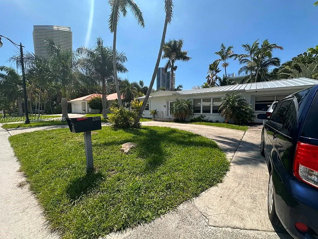 Golden Shores Ocean Blvd — Photo 3