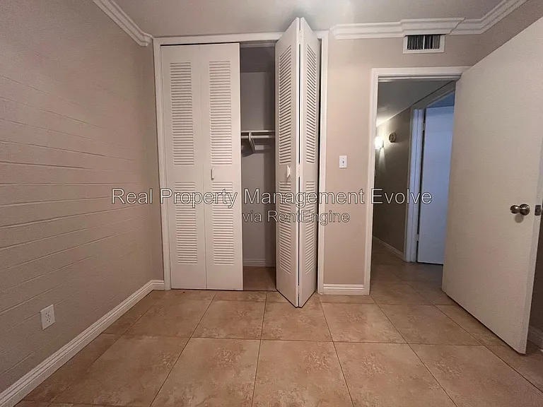 12076 N Pebble Beach Dr — Photo 19
