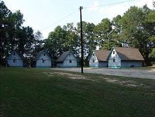 1st image of 1010 N Eufaula Ave