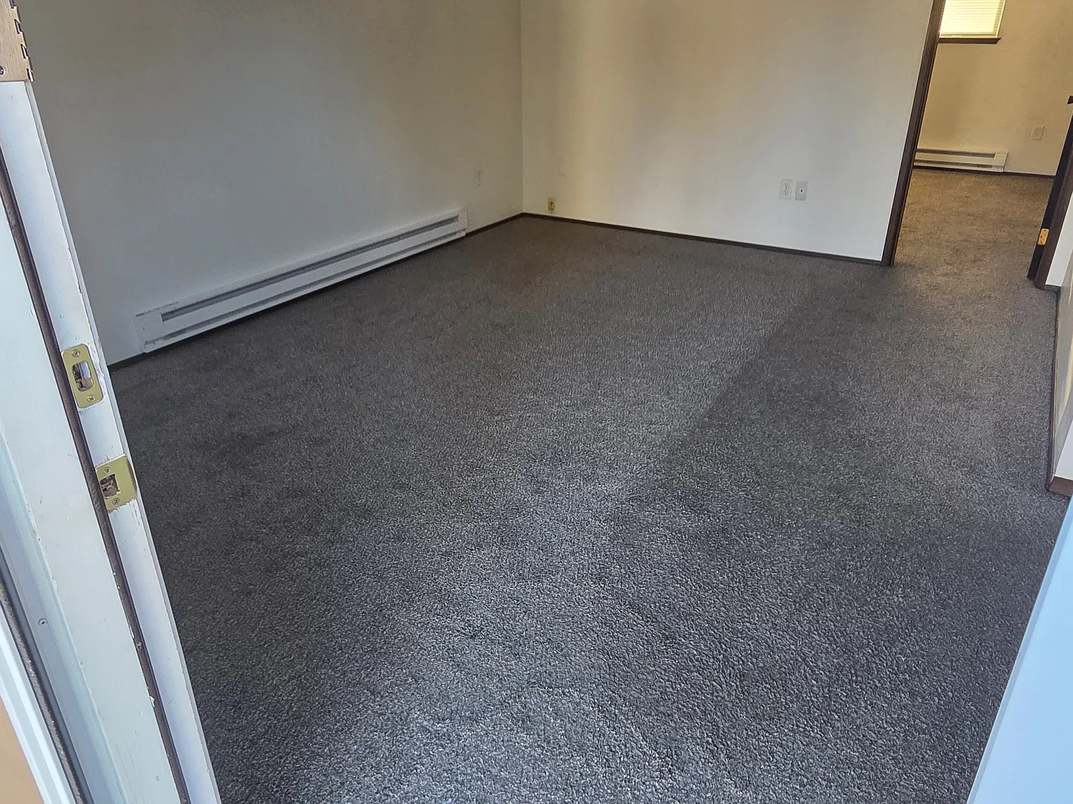 1 bed, 560 sqft, $1,100 — Photo 4
