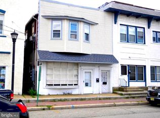 14 W High St APT B, Glassboro, NJ 08028