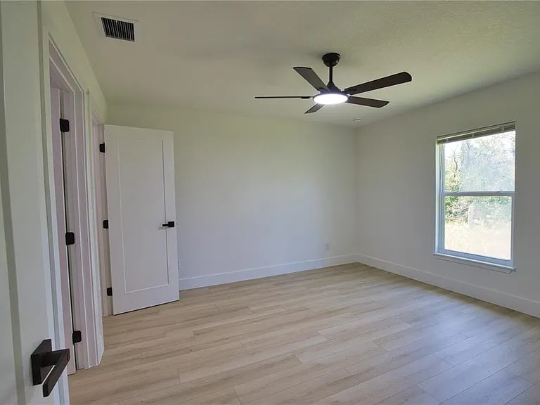 17147 Carleen Ave — Photo 31
