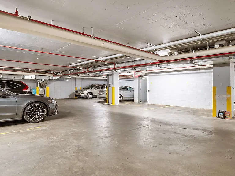 310 E 2nd St #3D — Photo 23