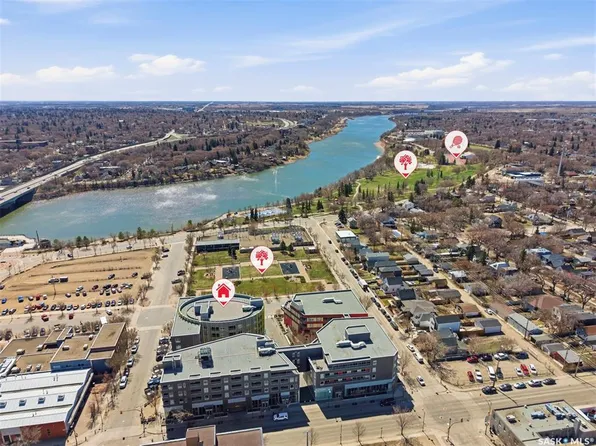 UNIT 204-409 B AVENUE S, Saskatoon, SK S7M 5M8