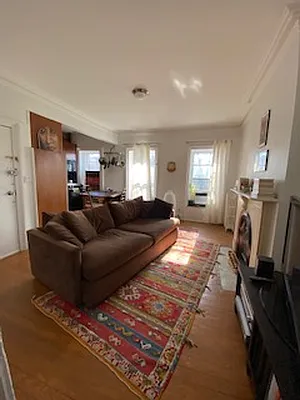 Rented by R New York | media 5