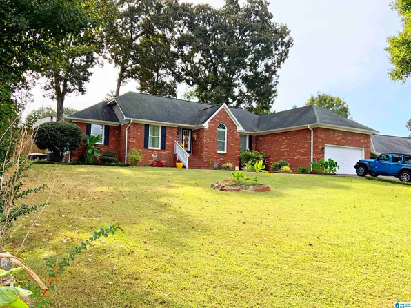 5039 Red Oak Dr, Oxford, AL 36203