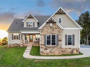 6828 Burkemont Rd, Morganton, NC 28655