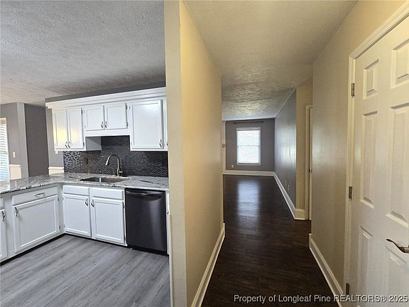 4th image of 5544 Bear Creek Cir