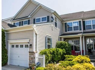 20 Compass Cir, Mount Laurel, NJ 08054