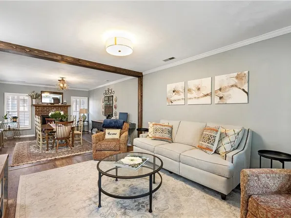 1037 Colonial Meadows Way, Virginia Beach, VA 23454