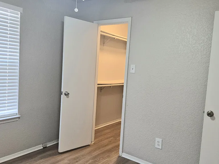1701 San Rafael St — Photo 19