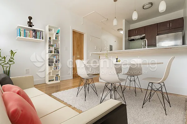 Rented by Dixon Advisory USA Inc. | media 26