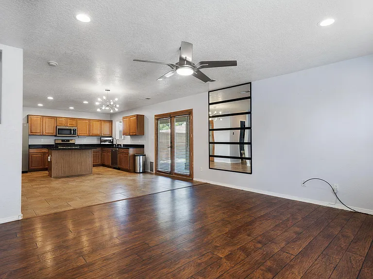 1740 Black Gold St SE — Photo 11