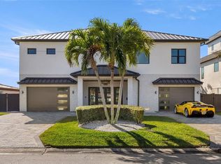 7966 1st Ave S, Gulfport, FL 33707