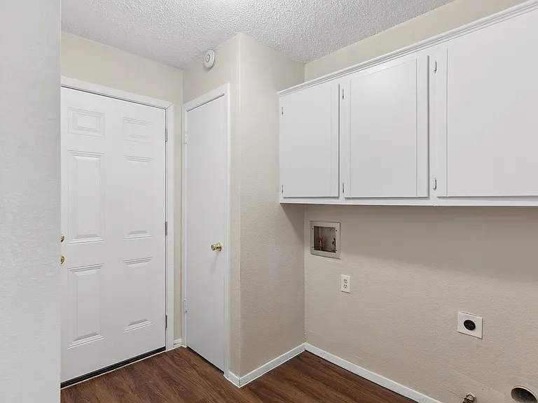 105 Wisteria Ct — Photo 22