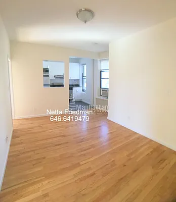 Rented by Manhattan Connection | media 11