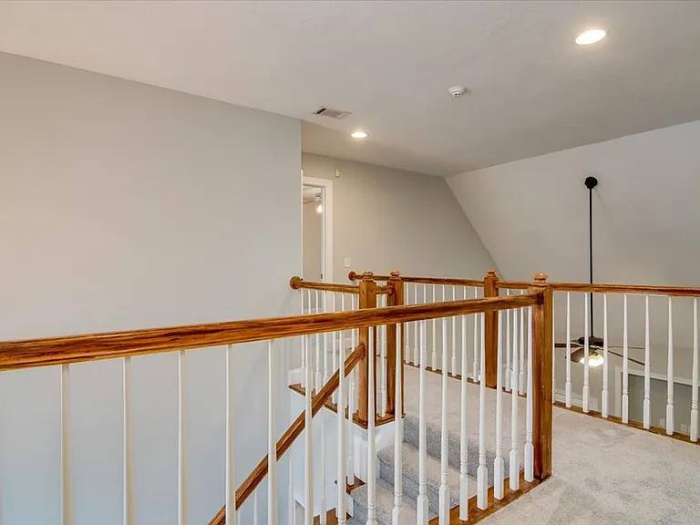 2507 Grier Cir — Photo 13
