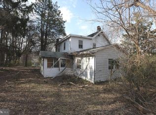 13243 Pennersville Rd, Waynesboro, PA 17268