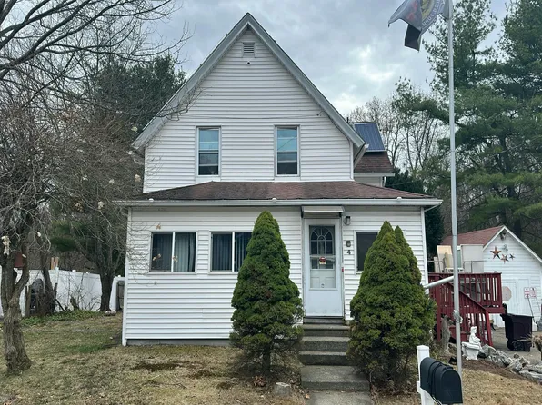 4 Pocasset St, Worcester, MA 01604