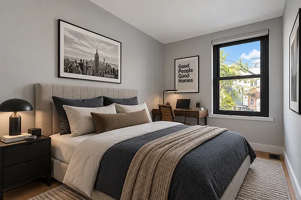 Bedroom, photo 2