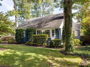 246 Oak Tree Rd, Mountainside, NJ 07092