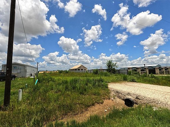 2nd image of 155 Road 5043
