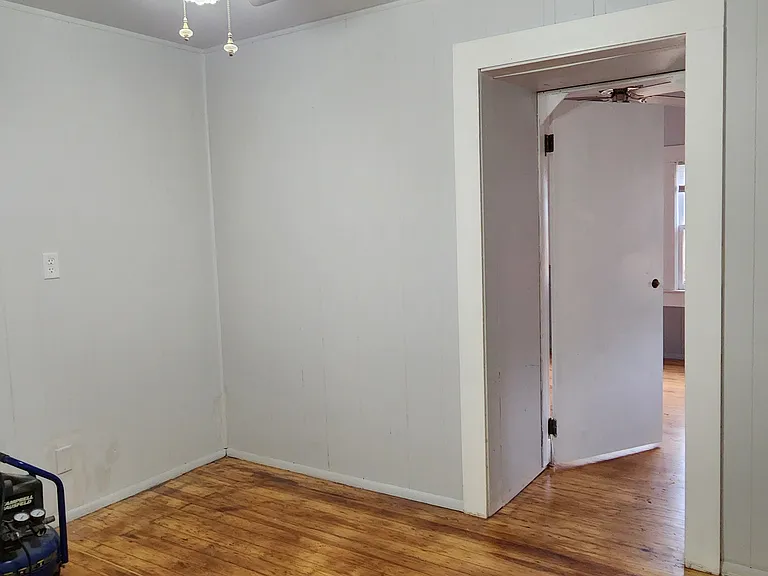 1502 S Florida Ave — Photo 5