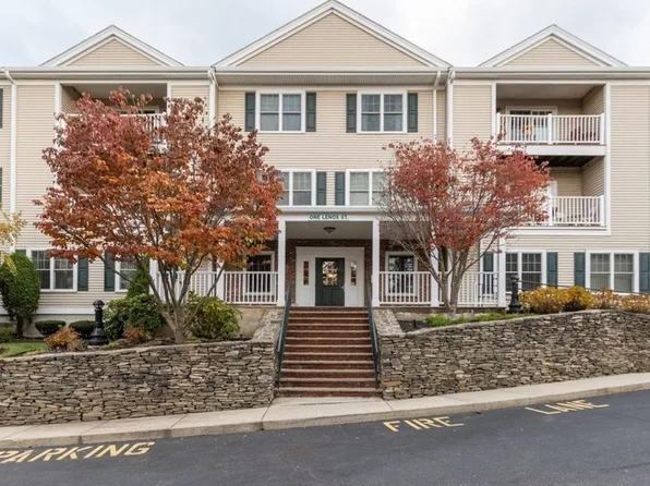1 Lenox St APT 312, Norwood, MA 02062