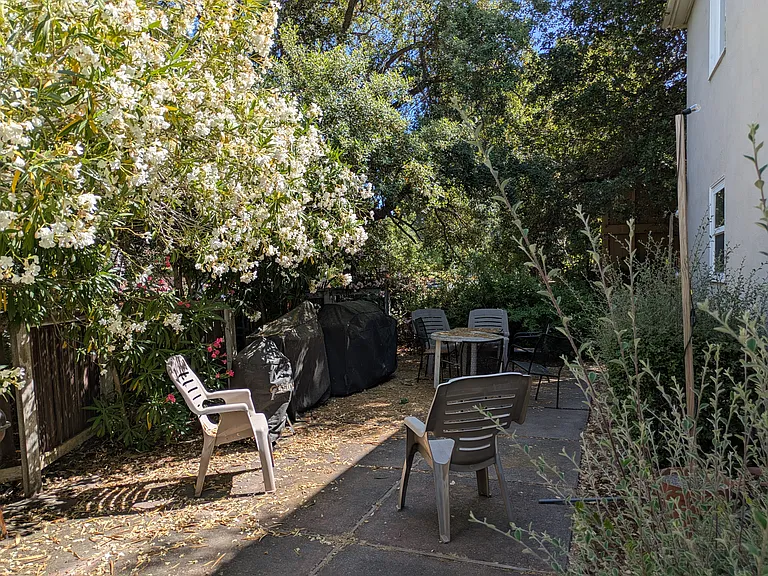 2390 Williams St #4 — Photo 35