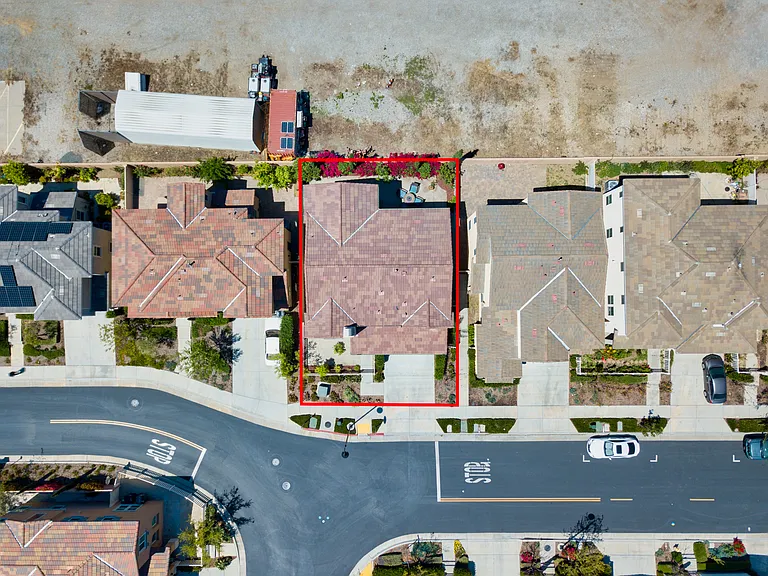 11632 Solaire Way — Photo 34