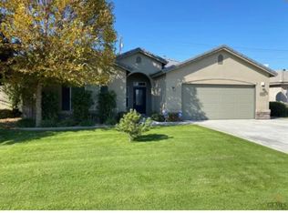 8203 Libby Ct, Bakersfield, CA 93313