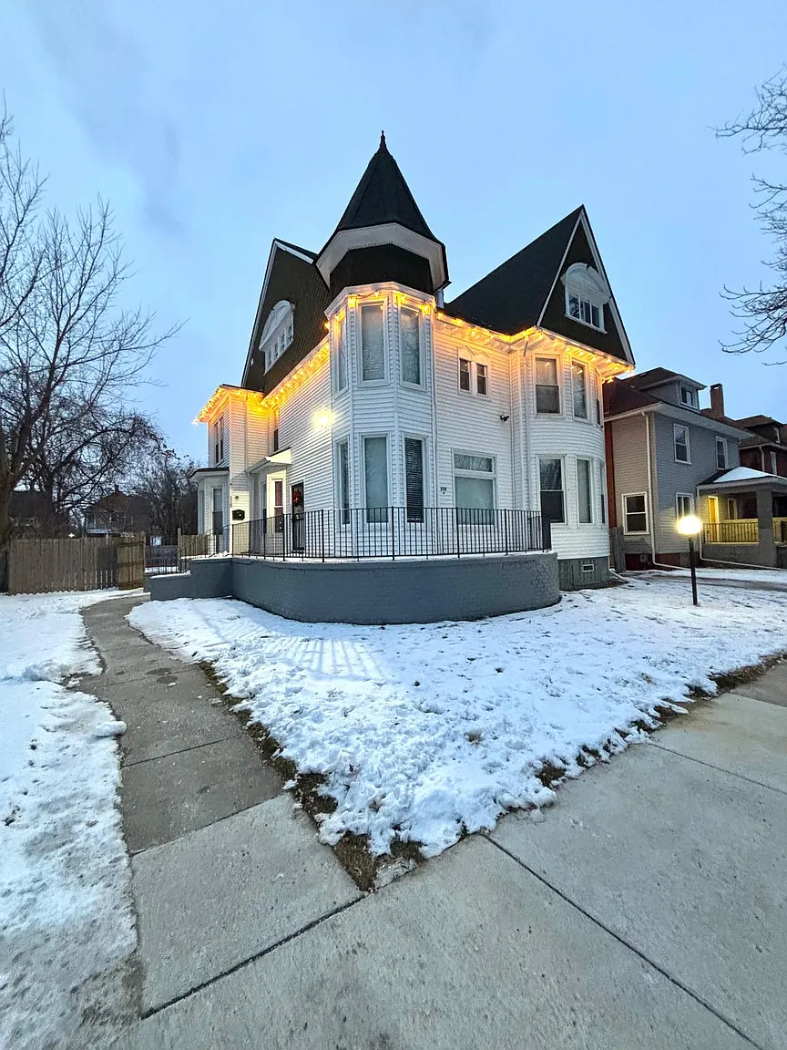 115 Woodland St #1A photo 1