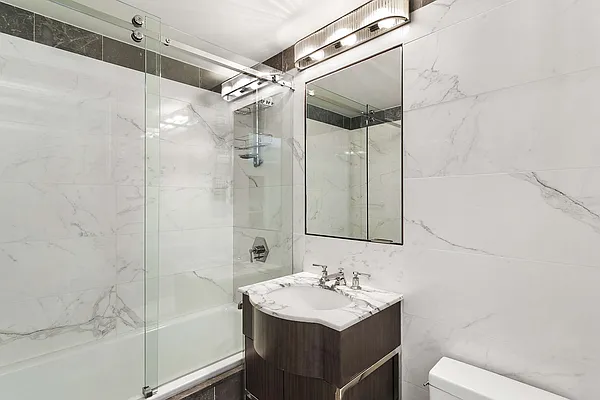 Rented by Compass | media 25